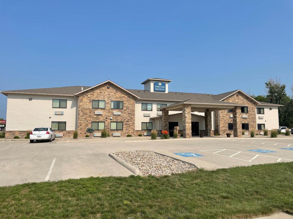 Cobblestone Inn & Suites - Clarion Exteriér fotografie
