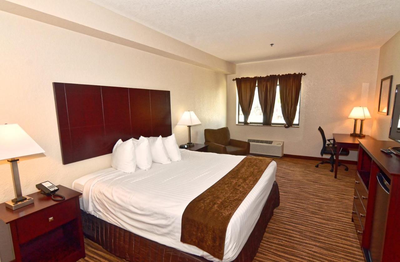 Cobblestone Inn & Suites - Clarion Exteriér fotografie