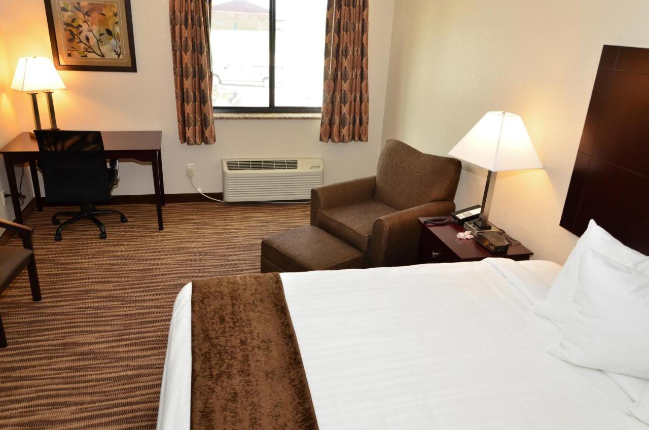 Cobblestone Inn & Suites - Clarion Exteriér fotografie