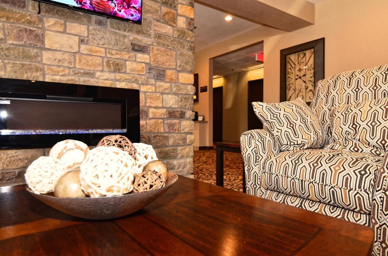 Cobblestone Inn & Suites - Clarion Exteriér fotografie