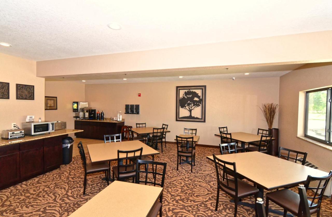 Cobblestone Inn & Suites - Clarion Exteriér fotografie