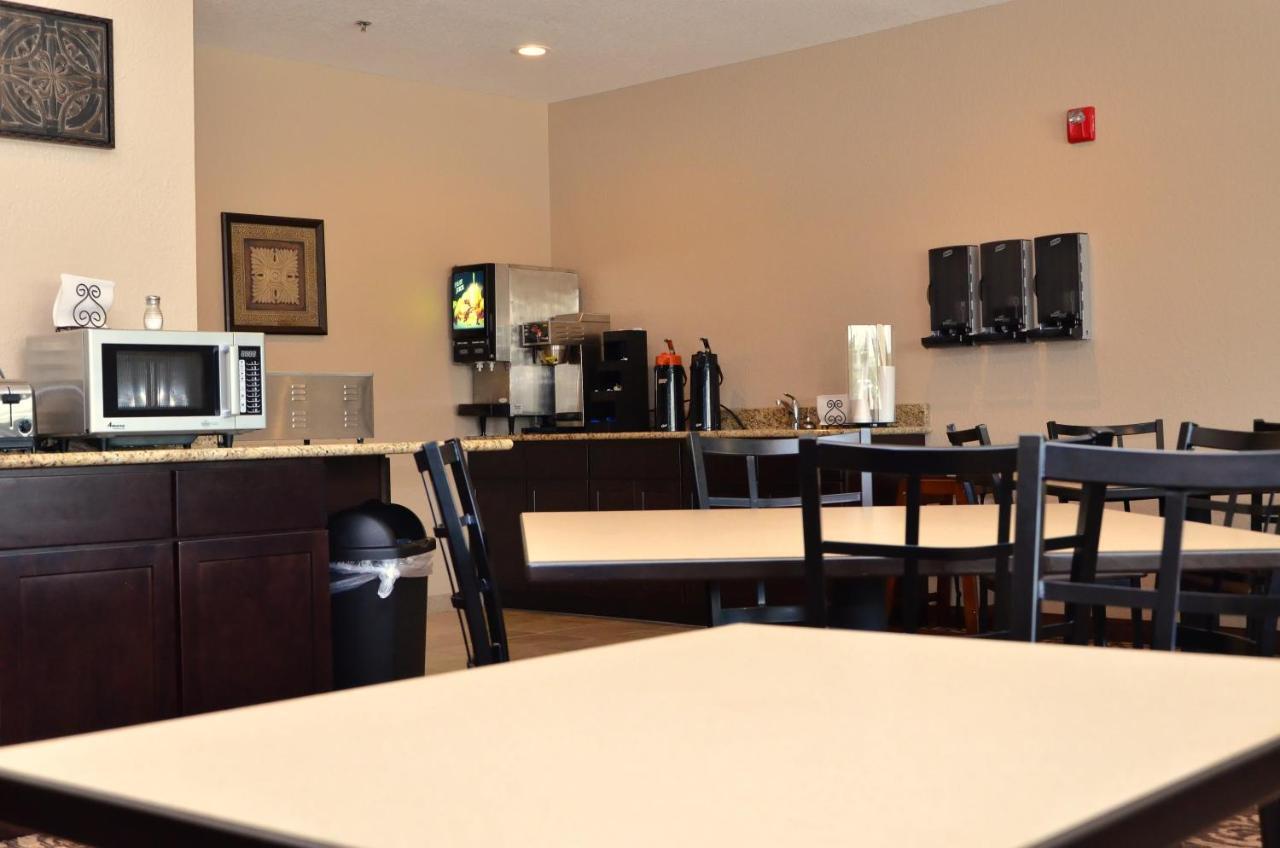 Cobblestone Inn & Suites - Clarion Exteriér fotografie