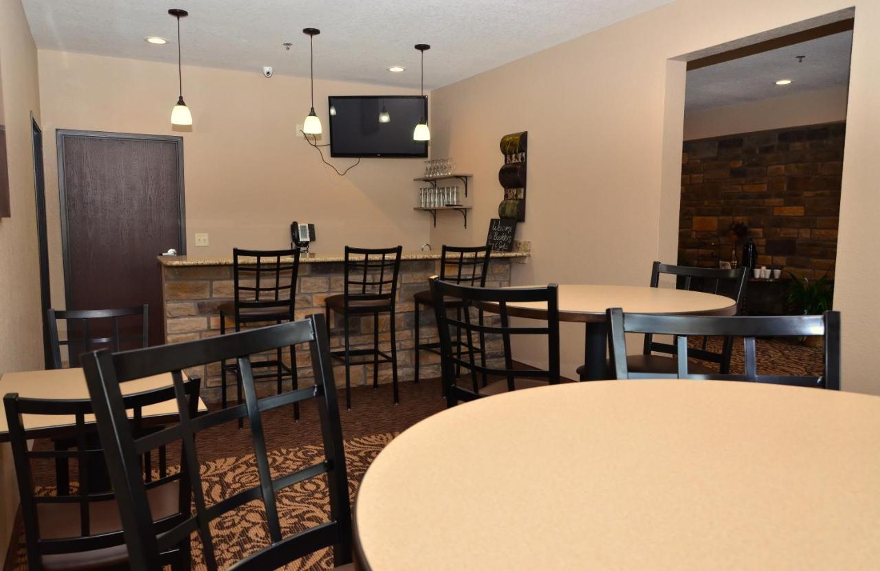 Cobblestone Inn & Suites - Clarion Exteriér fotografie